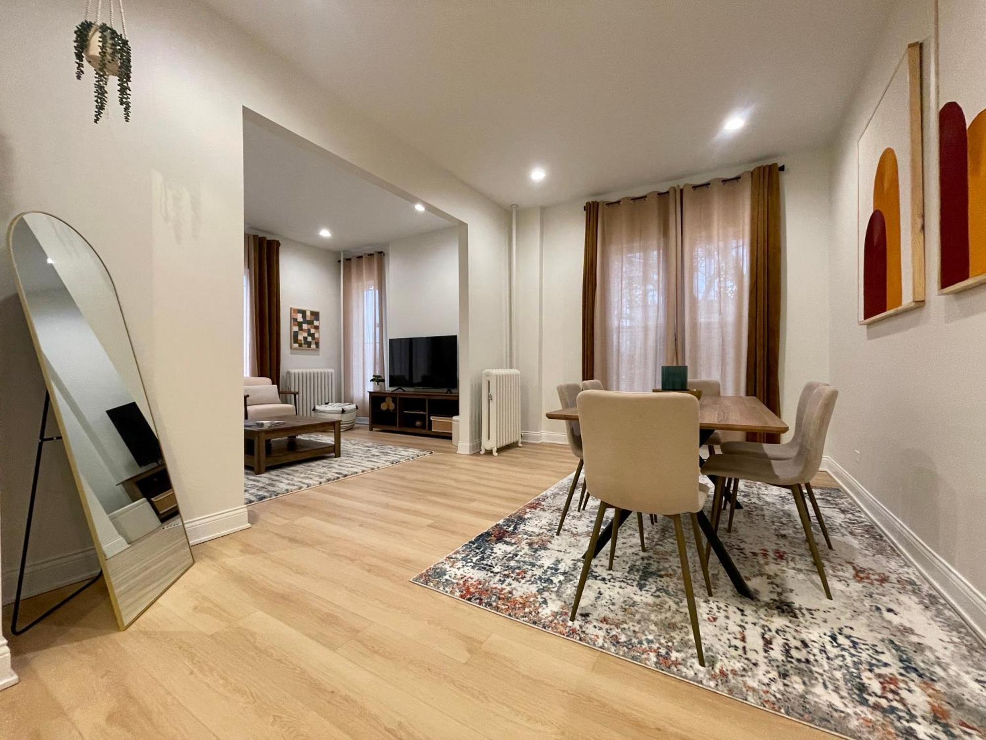 First Floor Condo In Chicago Bagian luar foto